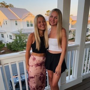 Meet your Posher, Izzy